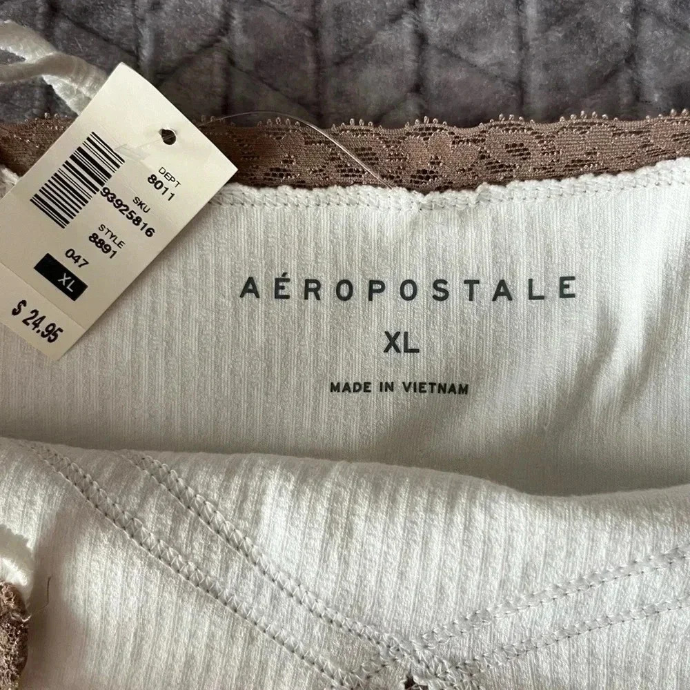 Aeropostale women tank top cream lace trim size XL NWT adjustable Straps summer - Picture 2 of 4
